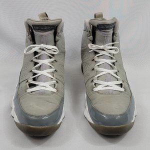 Jordan Retro 9's Grey